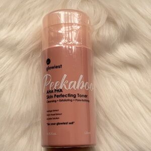 GLOWIEST PEEKABOO AHA PHA SKIN PERFECTING TONER